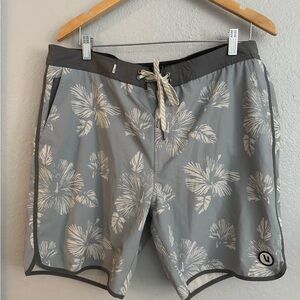 Vuori men’s short